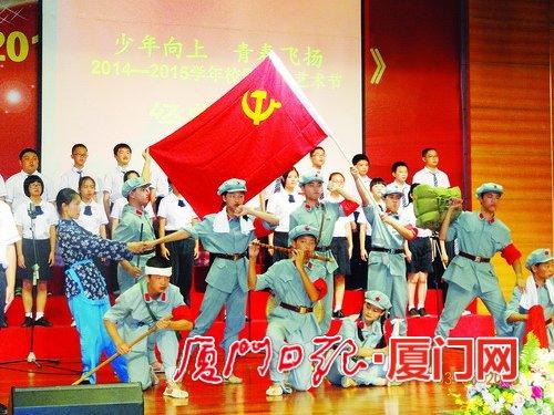网友反映“三亚一流动摊贩卖水果缺斤短两”?官方通报来了
